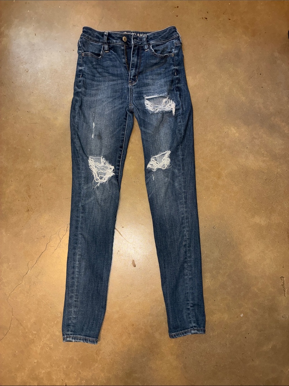 American Eagle Outfitters Dark Wash Distressed Skinny Jeans